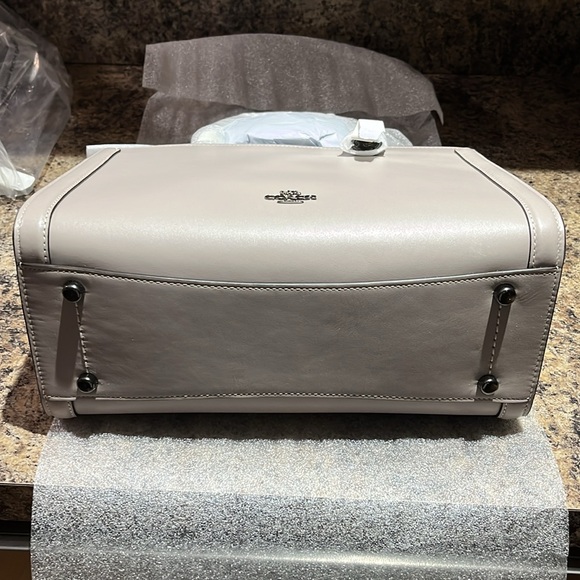 Coach Zoe Carryall - Picture 4 of 14